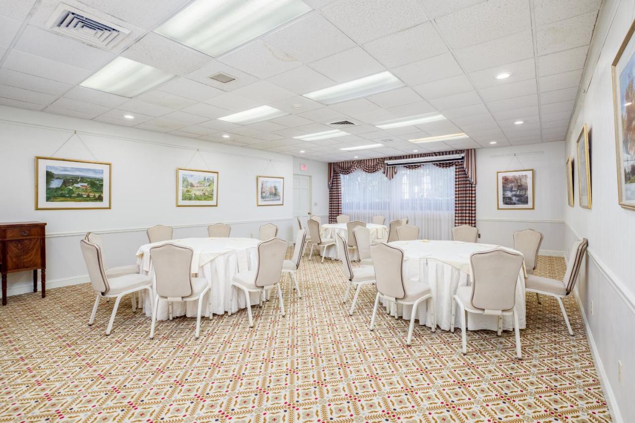 The Farmington Inn And Suites Eksteriør bilde