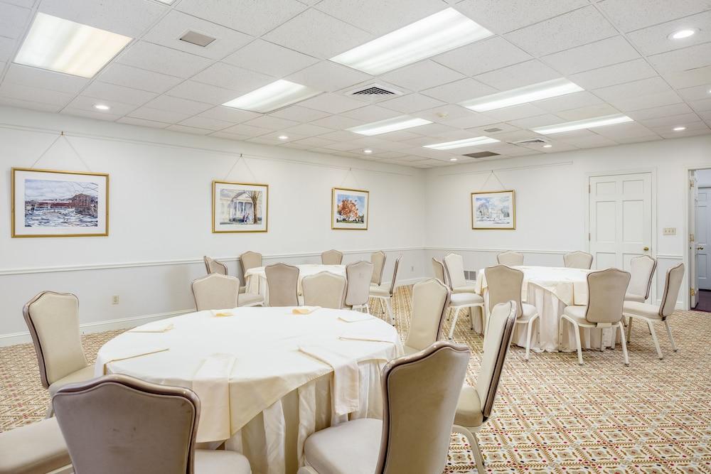 The Farmington Inn And Suites Eksteriør bilde